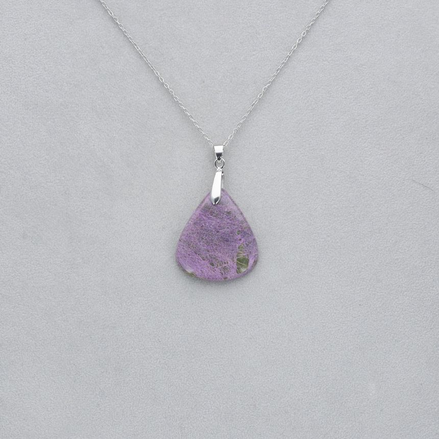 Purpurite Cabochon percé 1