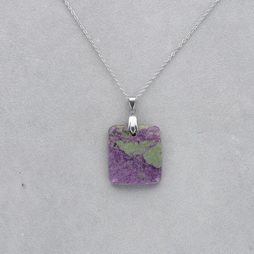 Purpurite Cabochon percé 19